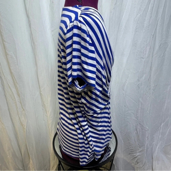 Vince Camuto Womens Blue Striped V-Neck Top Shirt Size 1x - Picture 6 of 7